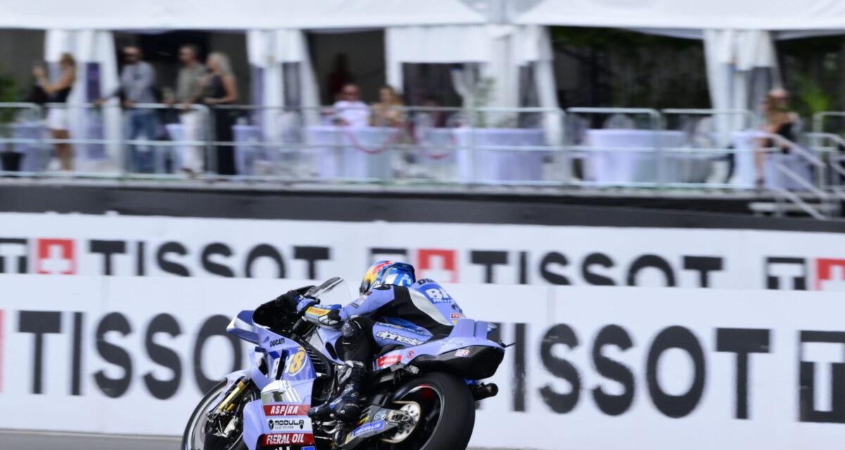 Alex Márquez tente un dépassement audacieux sur Joan Mir et provoque une chute spectaculaire.