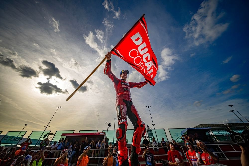 Marc Marquez décroche son premier titre avec Ducati !