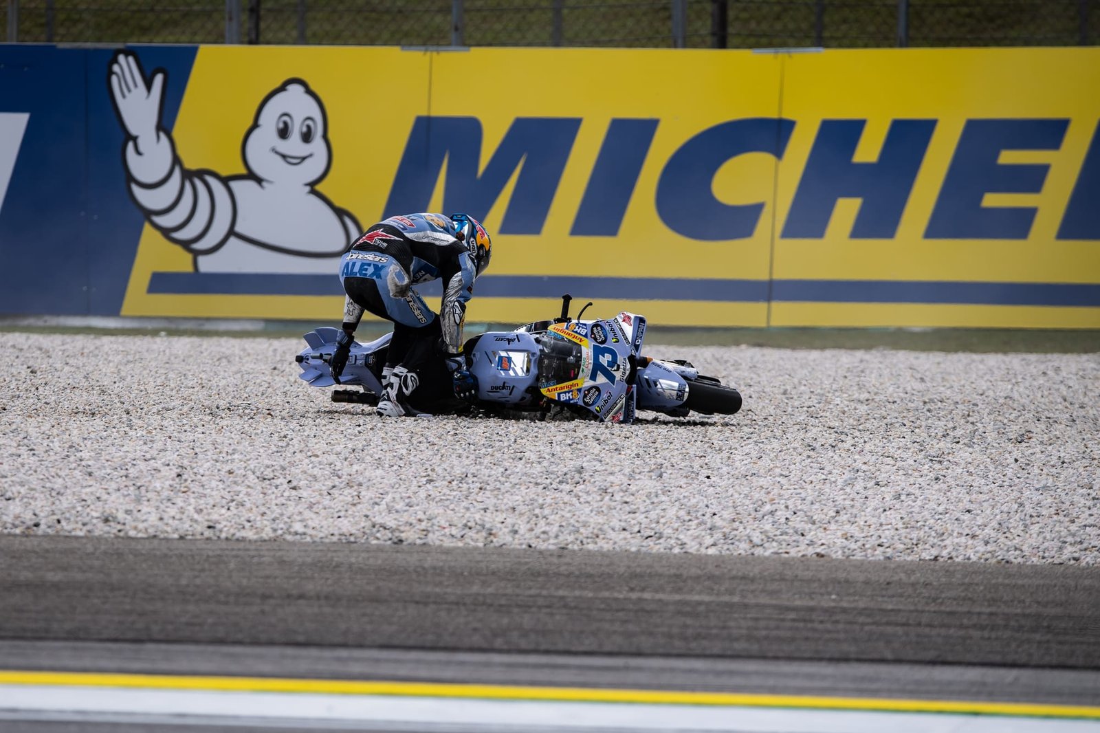 Deux chutes pour Marquez à Sepang : « La piste est assez différente de celle des essais de présaison »