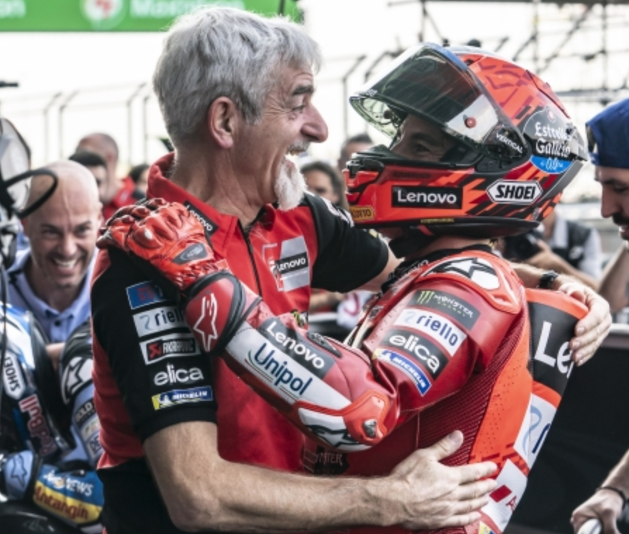 MotoGP, Ducati et Marc Marquez : le duo irrésistible… ou une étreinte mortelle ?