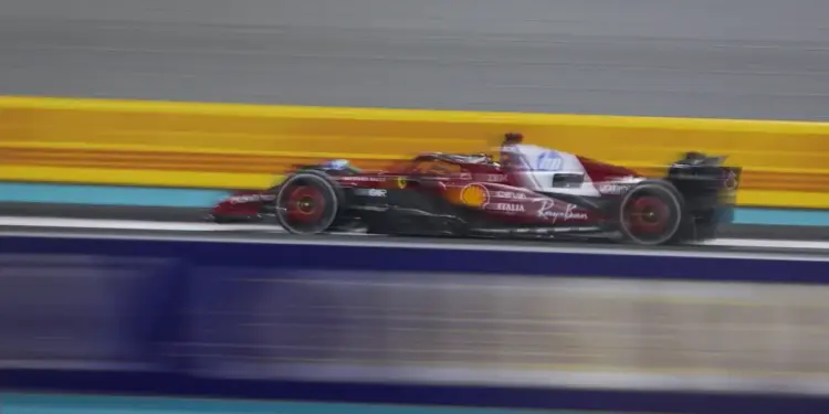 Formule 1, Charles Leclerc en plein désarroi face à la saison décevante de Ferrari : « des attentes pour 2026 ? Je n’en ai aucune »