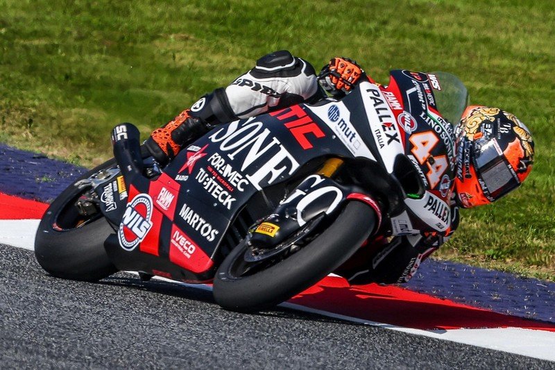 Moto2 : Grand favori pour le titre cette saison, Arón Canet reconnaît avoir « perdu le fil »