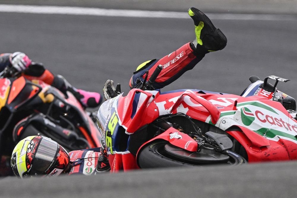 Joan Mir, Honda HRC crash