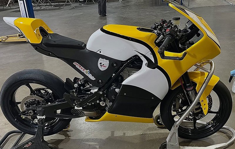 MotoAmerica : Les couleurs du King Roberts confirment leur retour en piste…