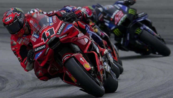 MotoGP, Bulega veut Ducati en 2027… mais Domenicali prévient : « ce sera compliqué »