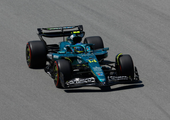 Formule 1 : Aston Martin va-t-elle oser le JAUNE en F1 2026? Les indices qui affolent les fans