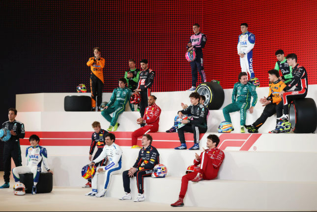 Formule 1 : La photo officielle de la grille F1 2026 part en fou rire général : les coulisses font craquer les fans
