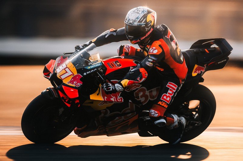 MotoGP, Test Thaïlande J2, Pedro Acosta (KTM/6) bien plus confiant : « On n’a pas détruit les pneus »